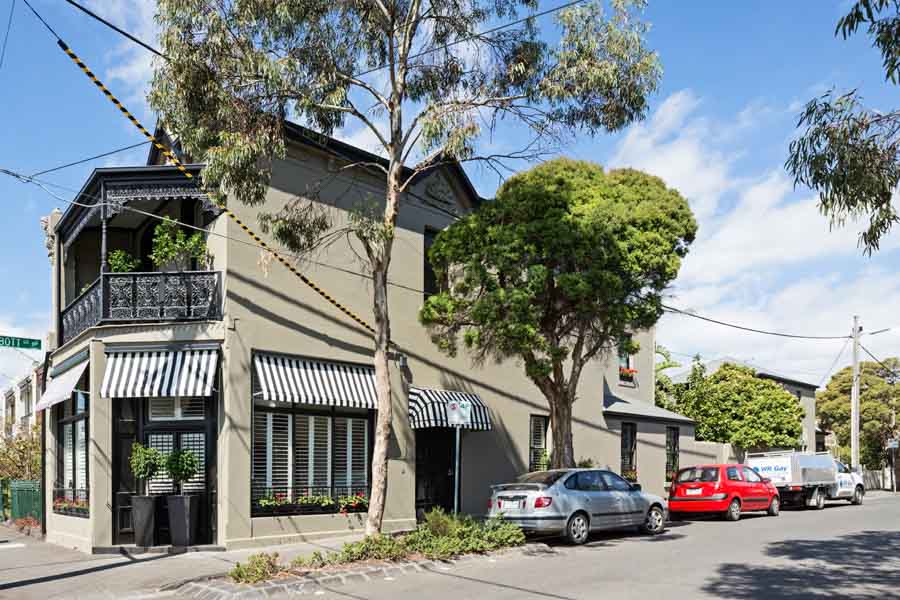 House in Clifton Hill